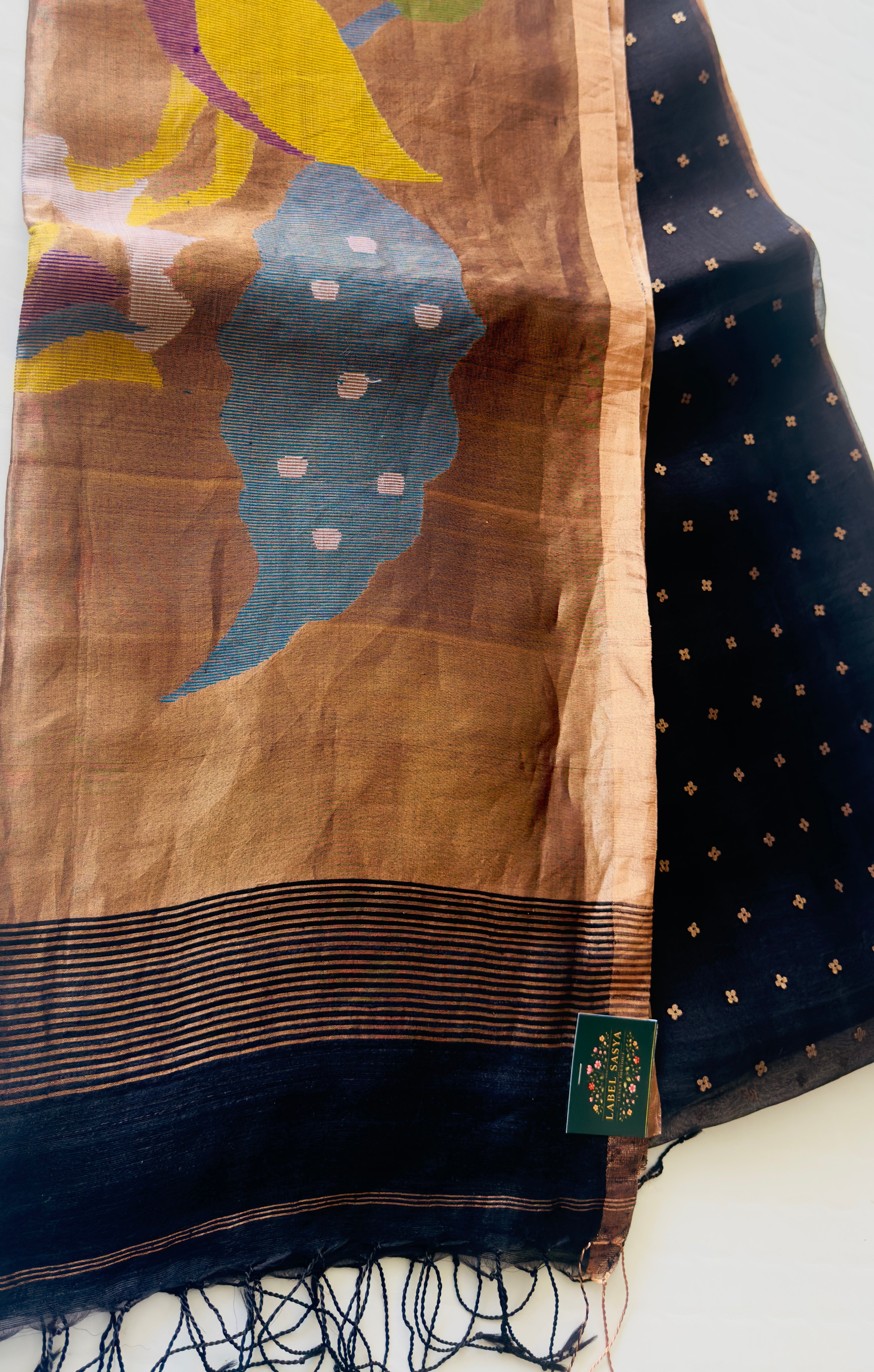 Pure Muslin Kora Jamdani Handwoven Saree