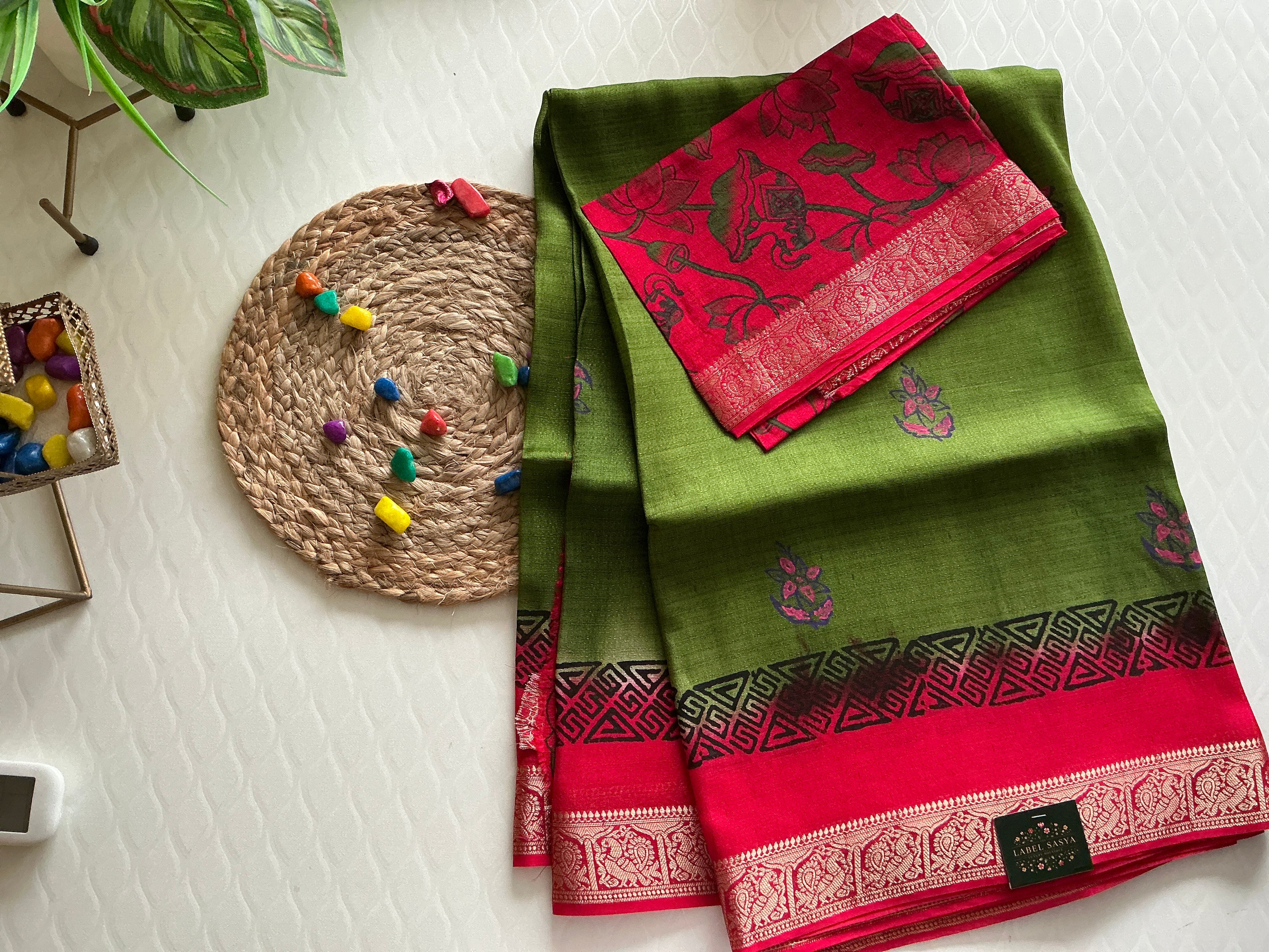 PREMIUM GREEN AND RED MALABAR SILK SAREE
