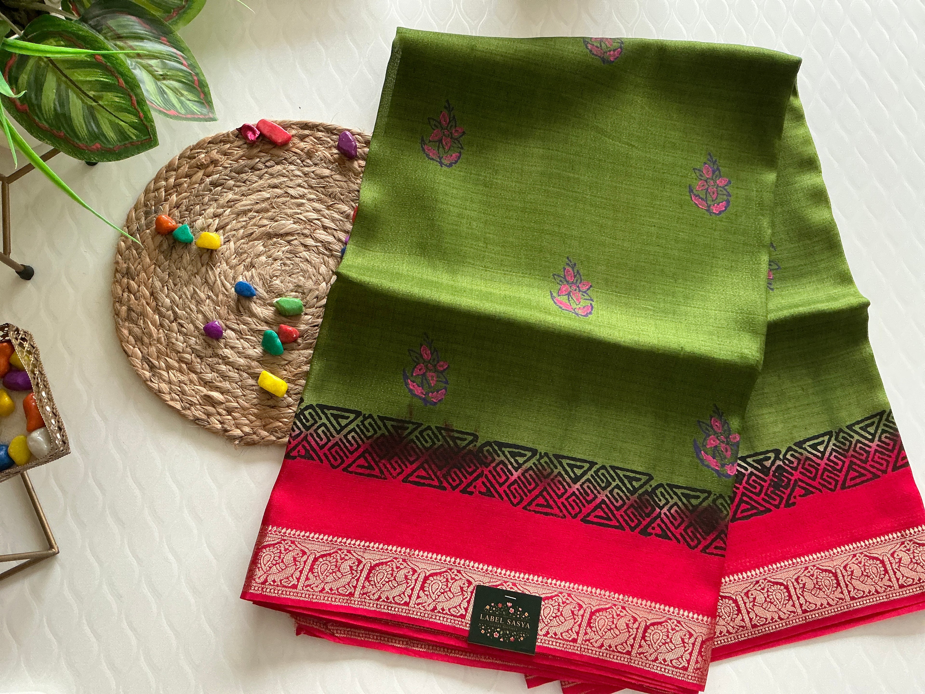 PREMIUM GREEN AND RED MALABAR SILK SAREE