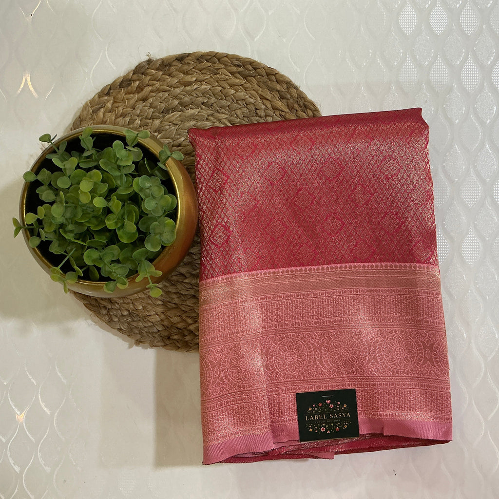 PREMIUM PATTU CONTRAST RED AND PEACH BORDER SAREE